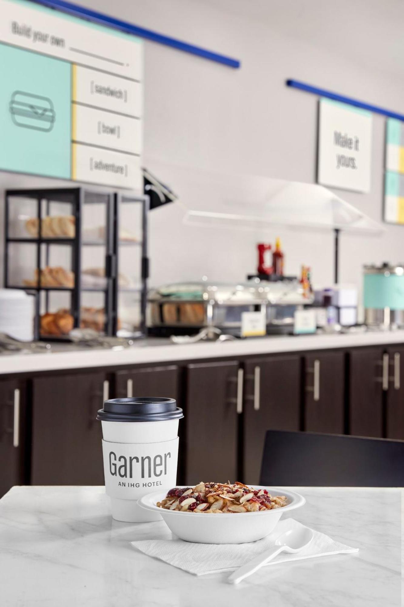 Garner Hotel By Ihg Phoenix - Surprise Esterno foto