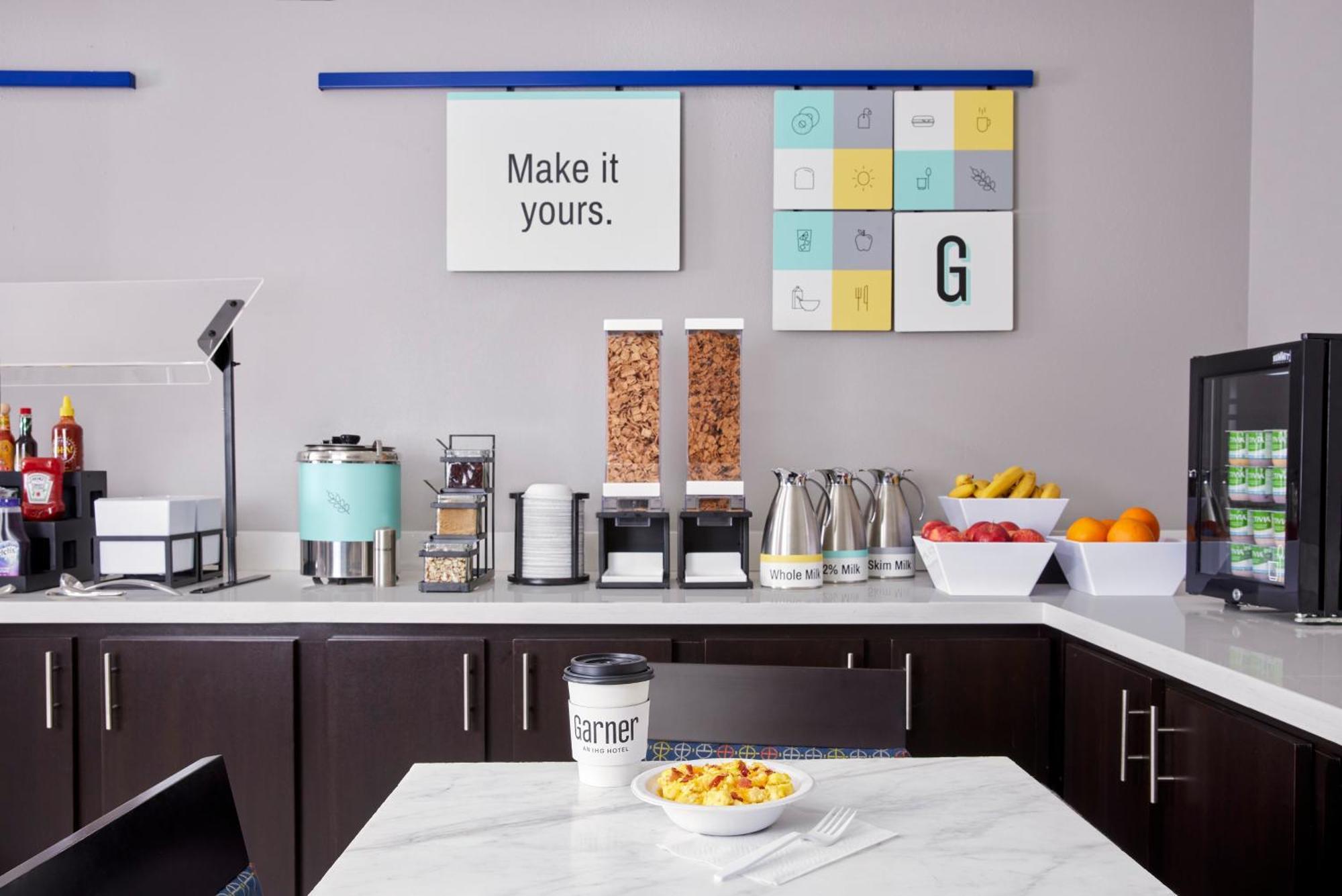 Garner Hotel By Ihg Phoenix - Surprise Esterno foto