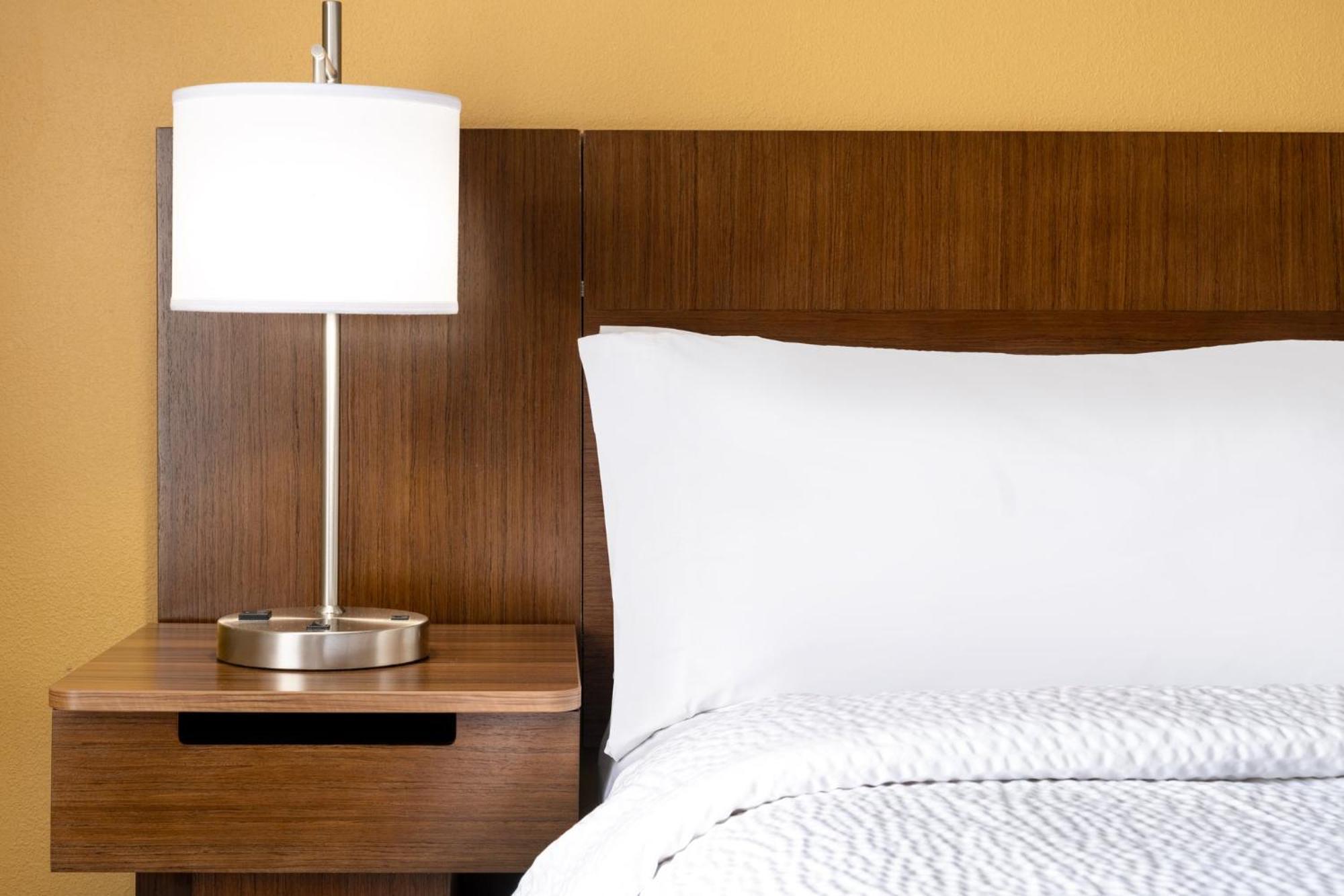 Garner Hotel By Ihg Phoenix - Surprise Esterno foto