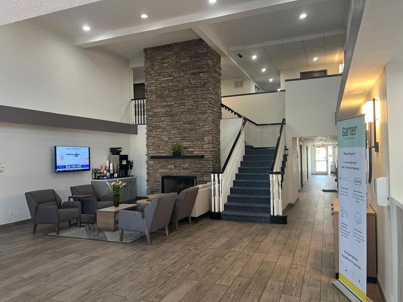 Garner Hotel By Ihg Phoenix - Surprise Esterno foto