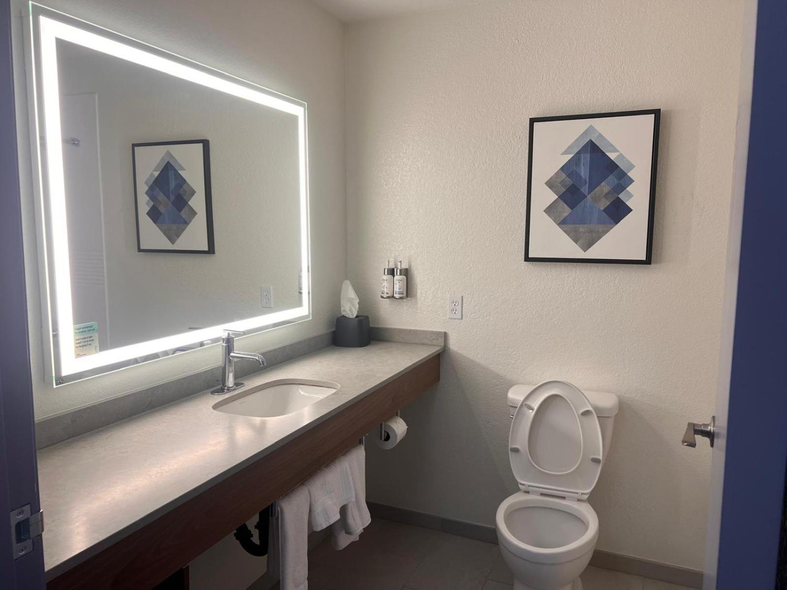 Garner Hotel By Ihg Phoenix - Surprise Esterno foto