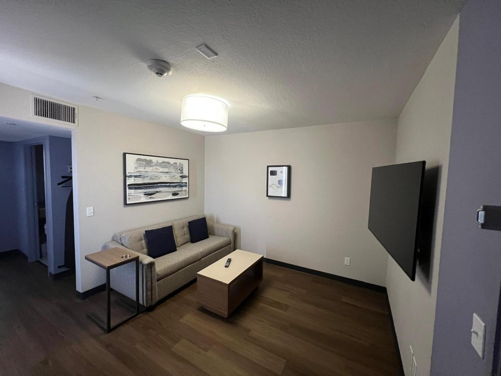 Garner Hotel By Ihg Phoenix - Surprise Esterno foto