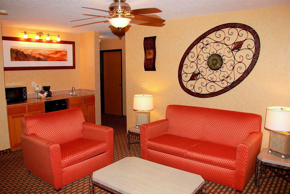 Garner Hotel By Ihg Phoenix - Surprise Esterno foto
